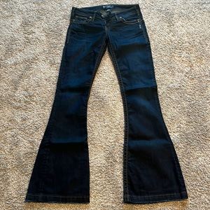 Silver Jeans Co. Size 28(really like a 26), and 35” inseam. Ultra low rise